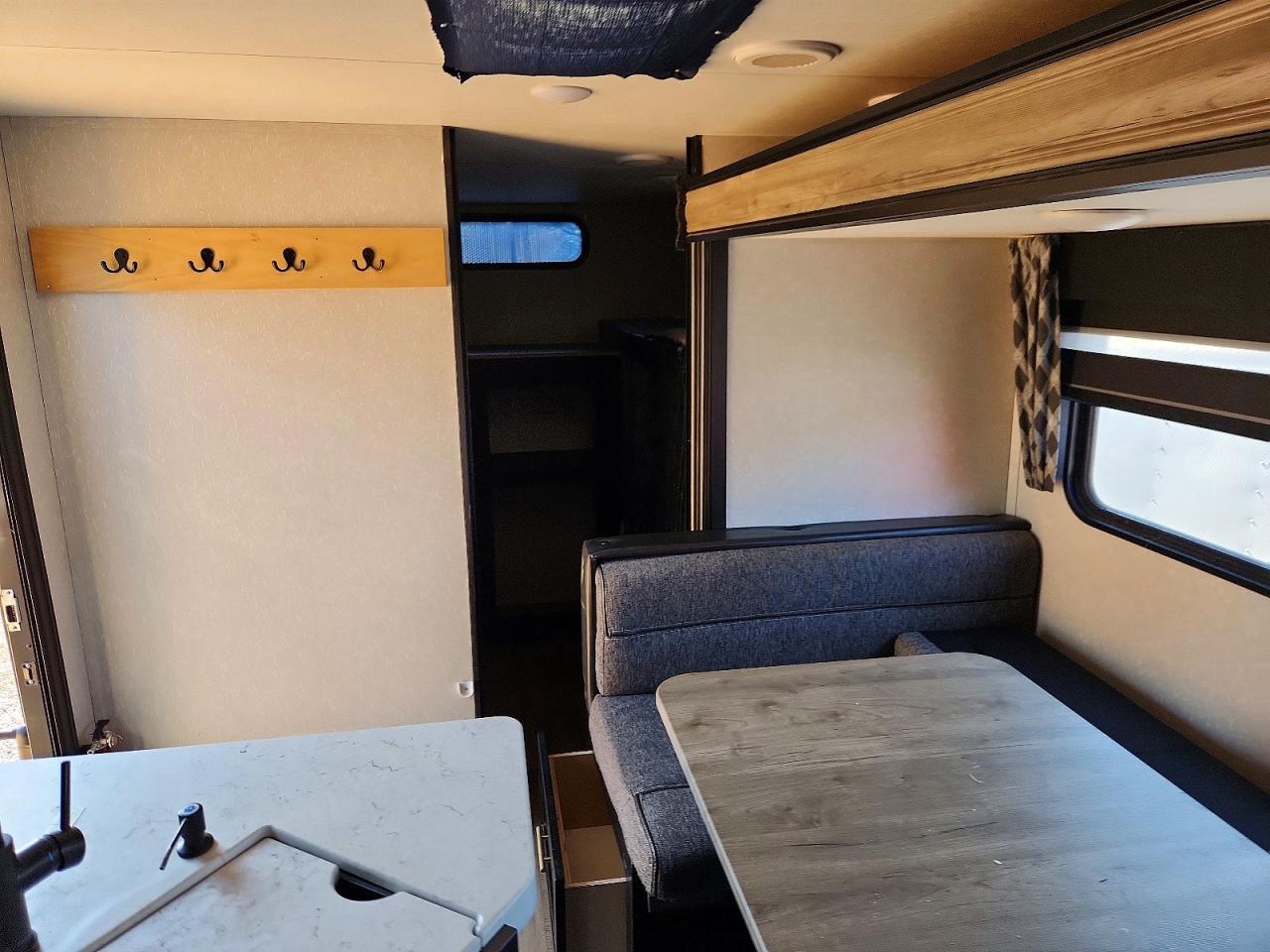 2021 Wildwood 2021 Forest River Grey Wolf CKX153696 Camper