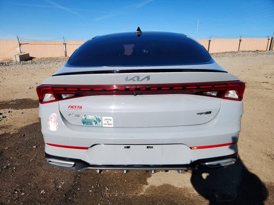 2022 KIA K5