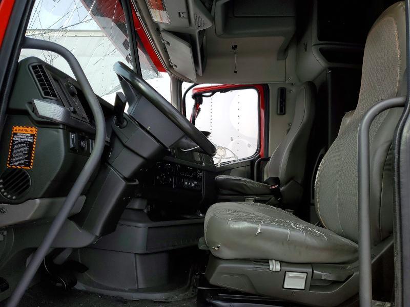 2019 Volvo VNL Semi Truck