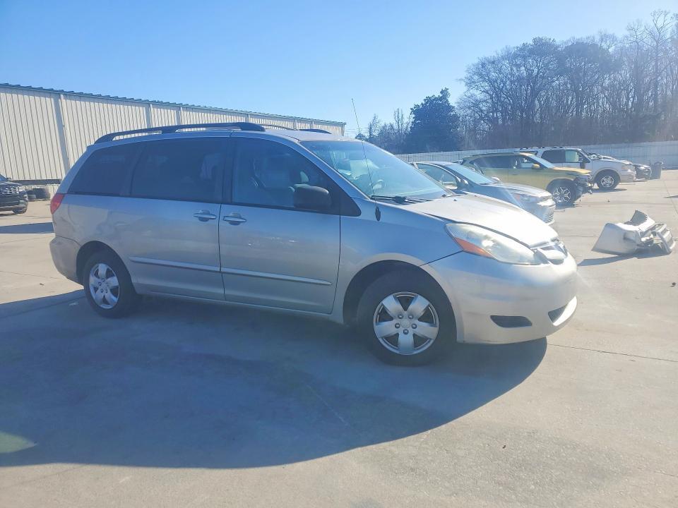 2006 Toyota Sienna ce