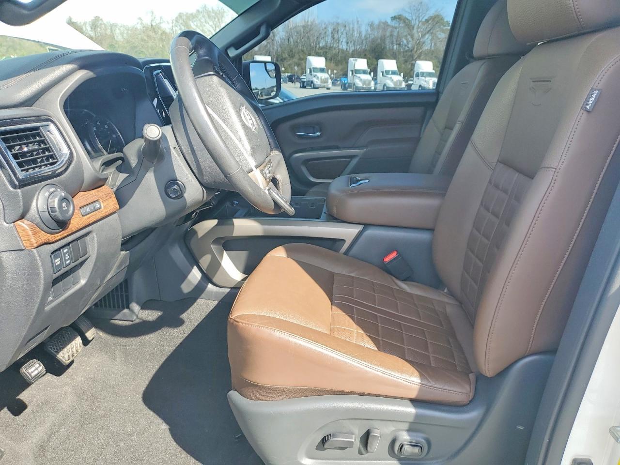 2023 Nissan Titan Platinum Reserve