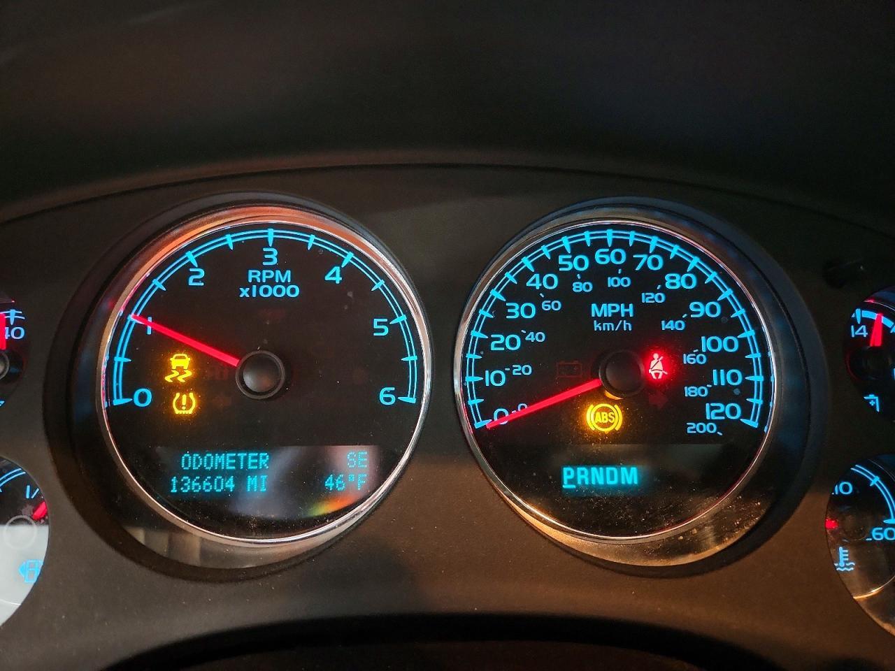 2013 Chevrolet Avalanche LS