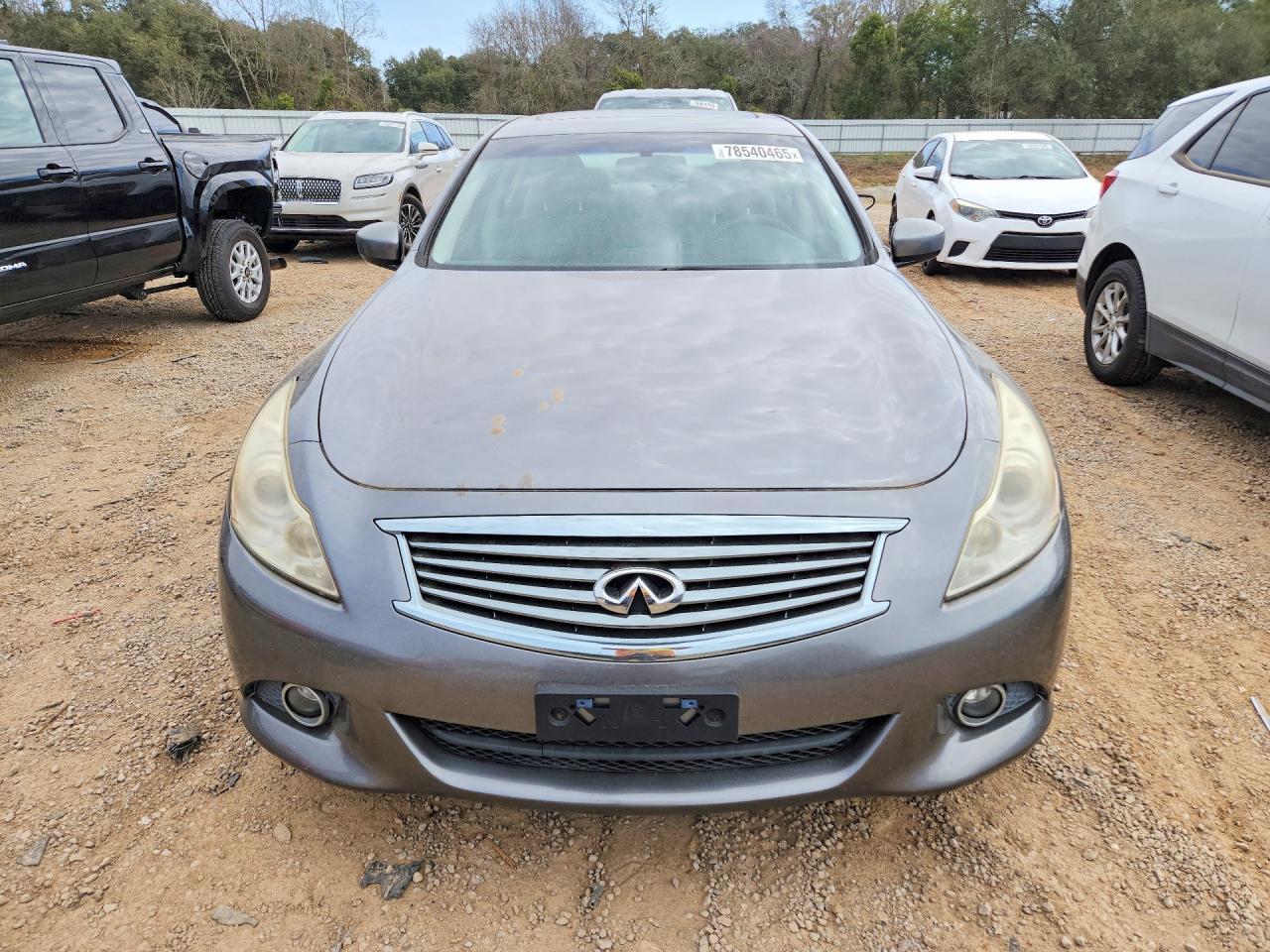 2011 Infinity G25