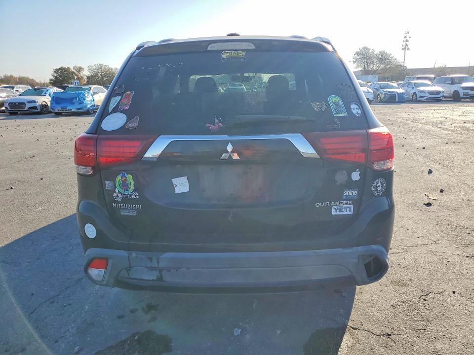2018 Mitsubishi Outlander se