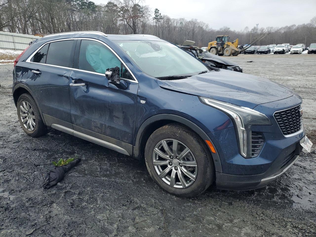 2021 Cadillac XT4 Premium Luxury