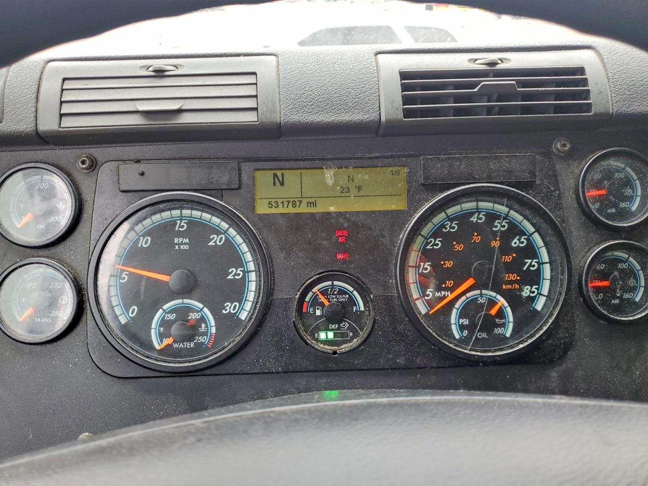 2015 Freigliner 2015 Freightliner BOX Truck