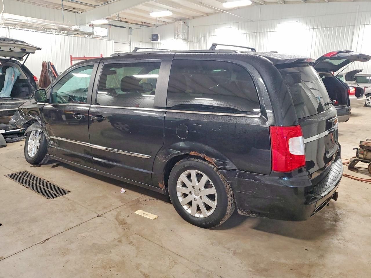 2013 Chrysler Town & Country Touring