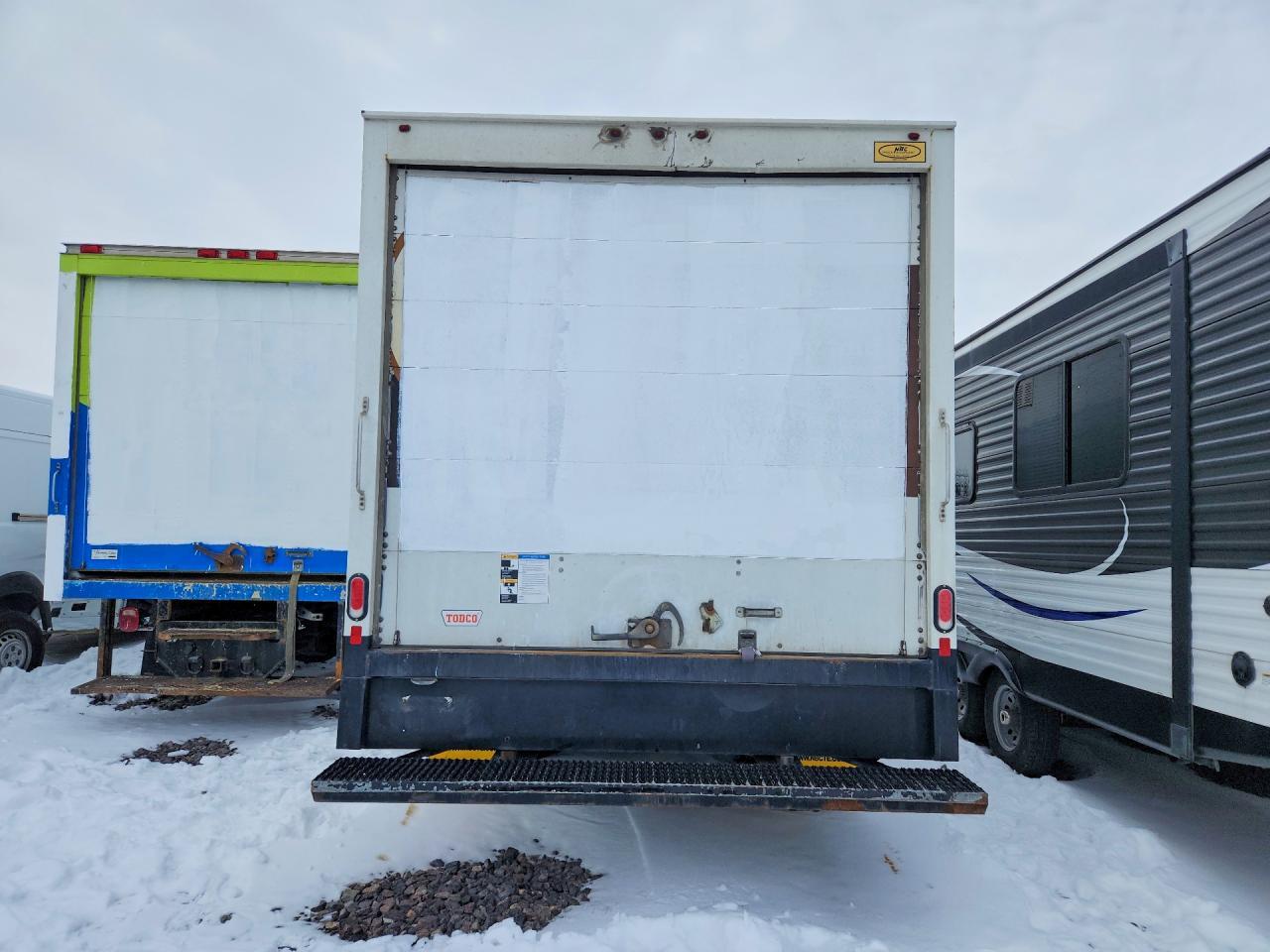 2019 Chevrolet Express box Truck
