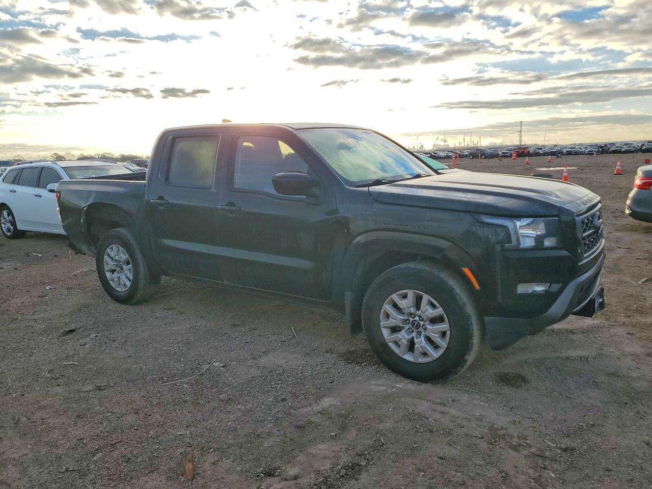 2022 Niss Frontier sv