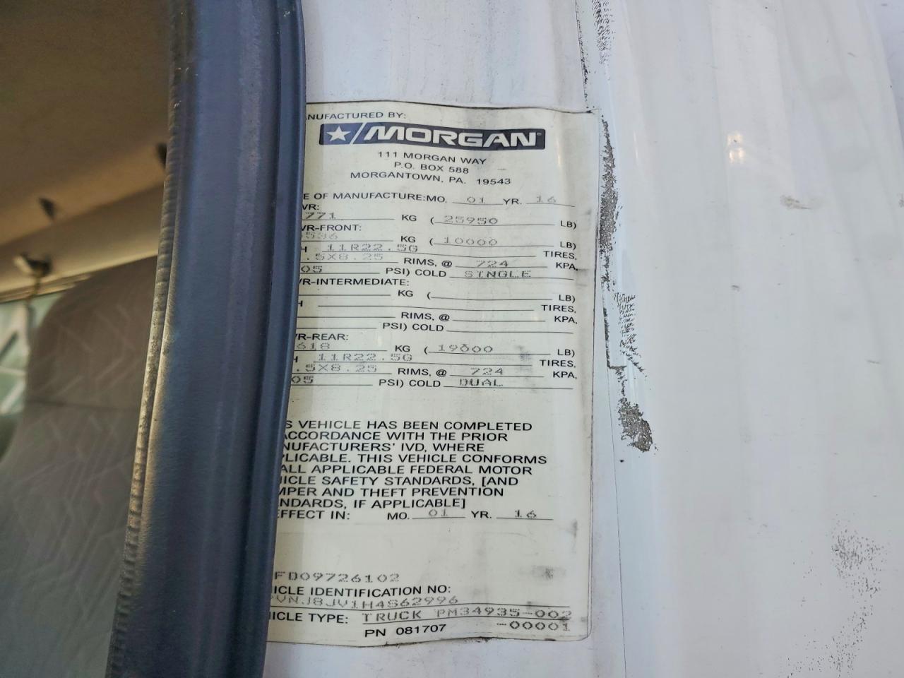 2017 Hino 258/268 BOX Truck