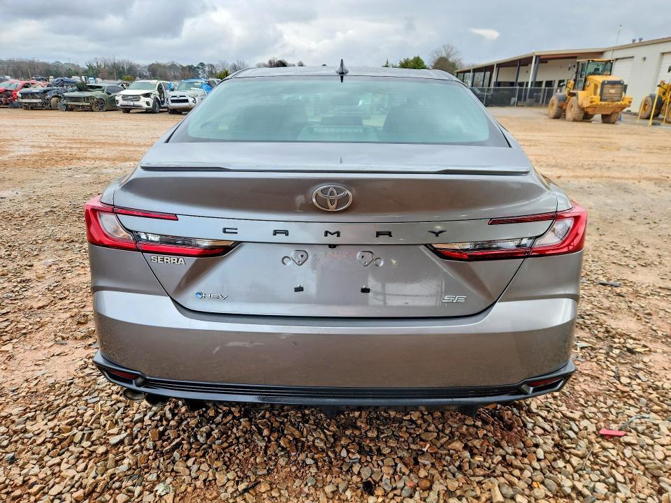 2025 Toyota Camry se