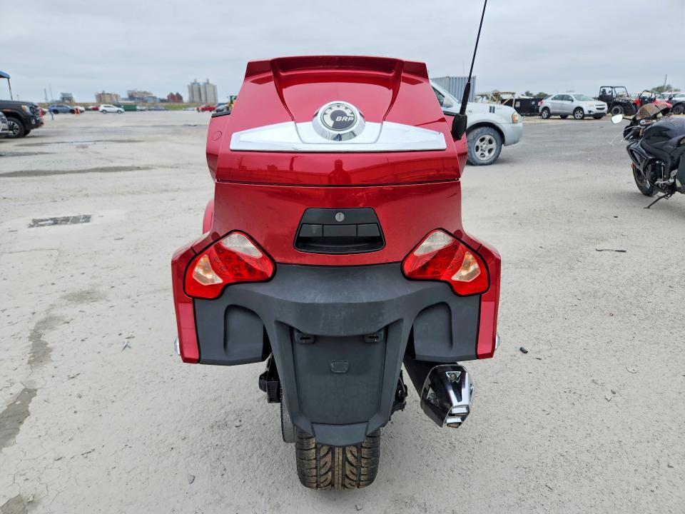 2016 Can-Am Spyder Roadster RT