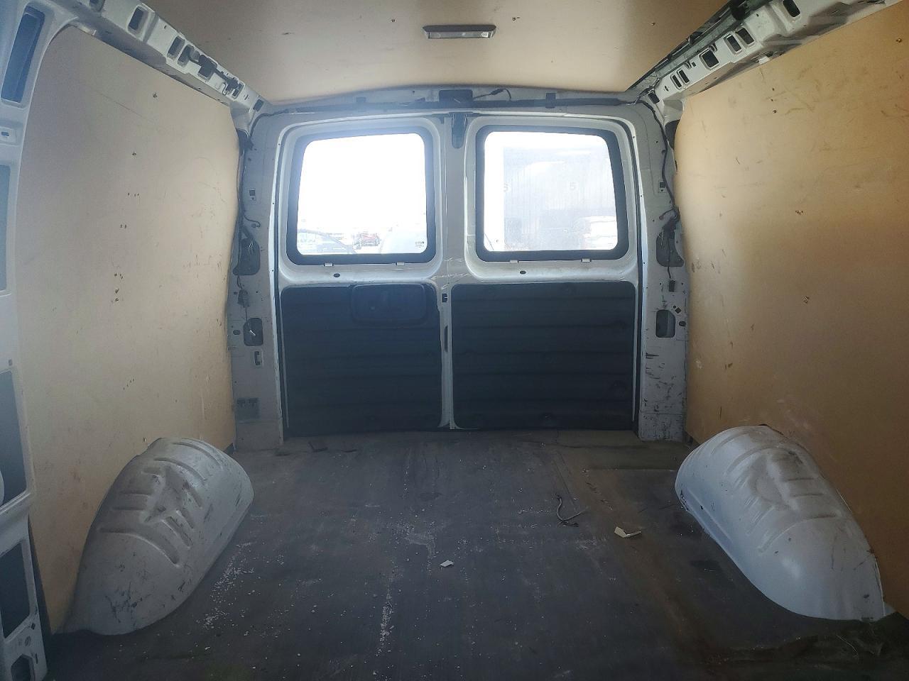 2005 GMC Savana G2500