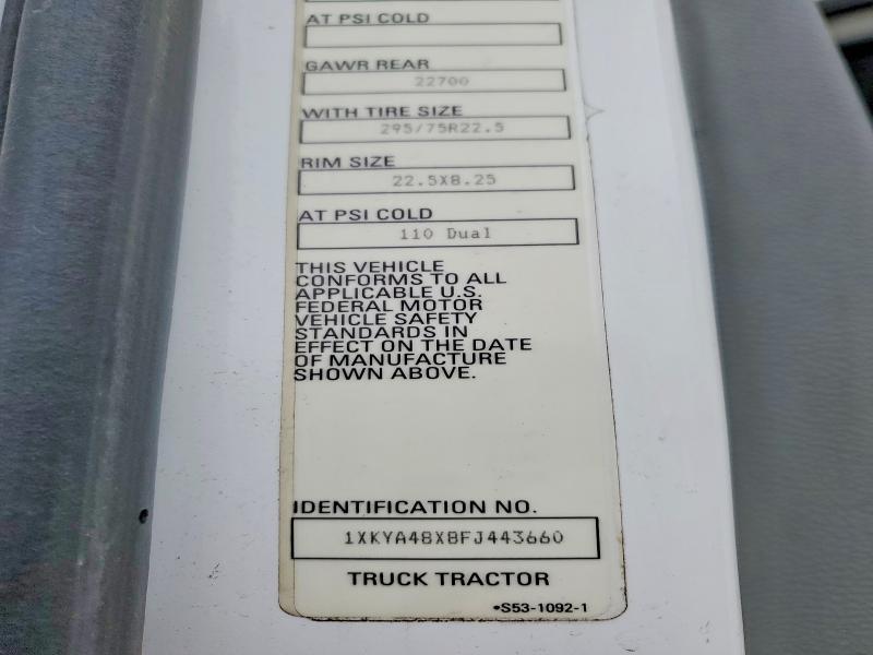 2015 Kenworth T680-semi Truck
