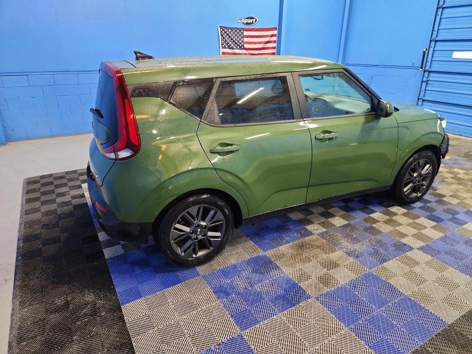 2020 KIA Soul ex