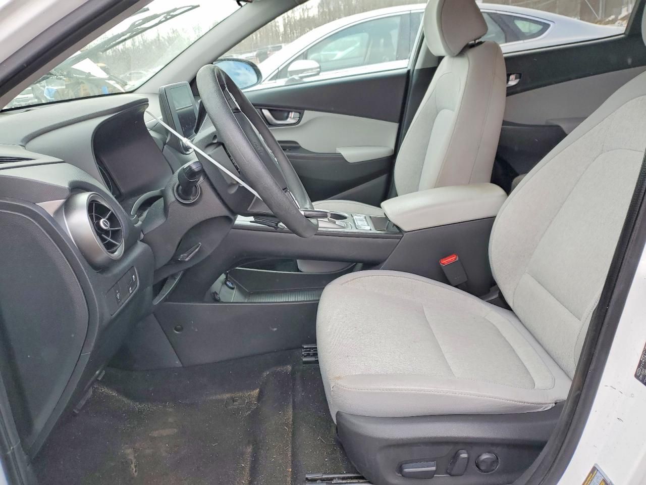 2023 Hyundai Kona se