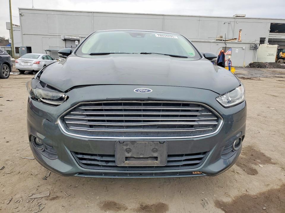 2015 Ford Fusion se Hybrid