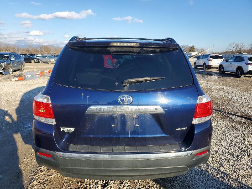 2013 Toyota Highlander se