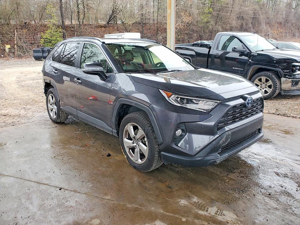 2021 Toyota Rav4 xle Premium