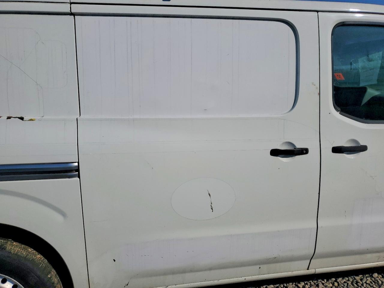 2016 Nissan NV 1500 S