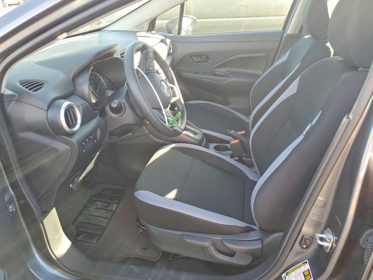 2025 Nissan Versa s