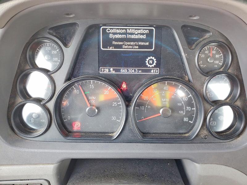 2017 Peterbilt 579 Semi Truck