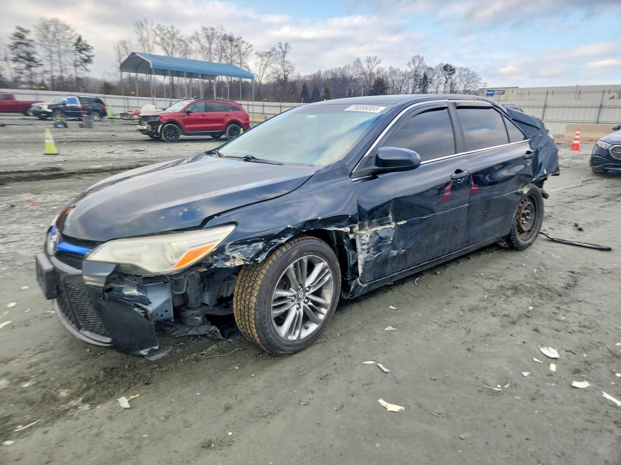 2016 Toyota Camry le