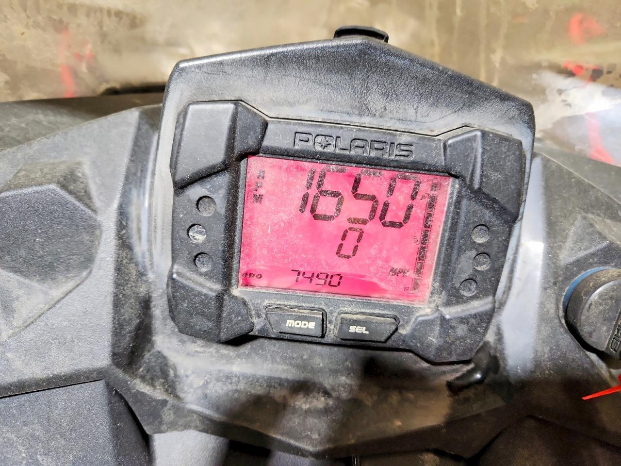 2015 Polaris 600 Switch