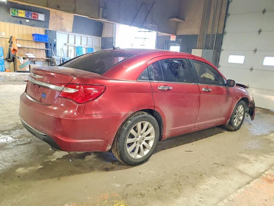 2013 Chrysler 200 Limited