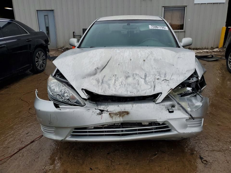 2006 Toyota Camry le