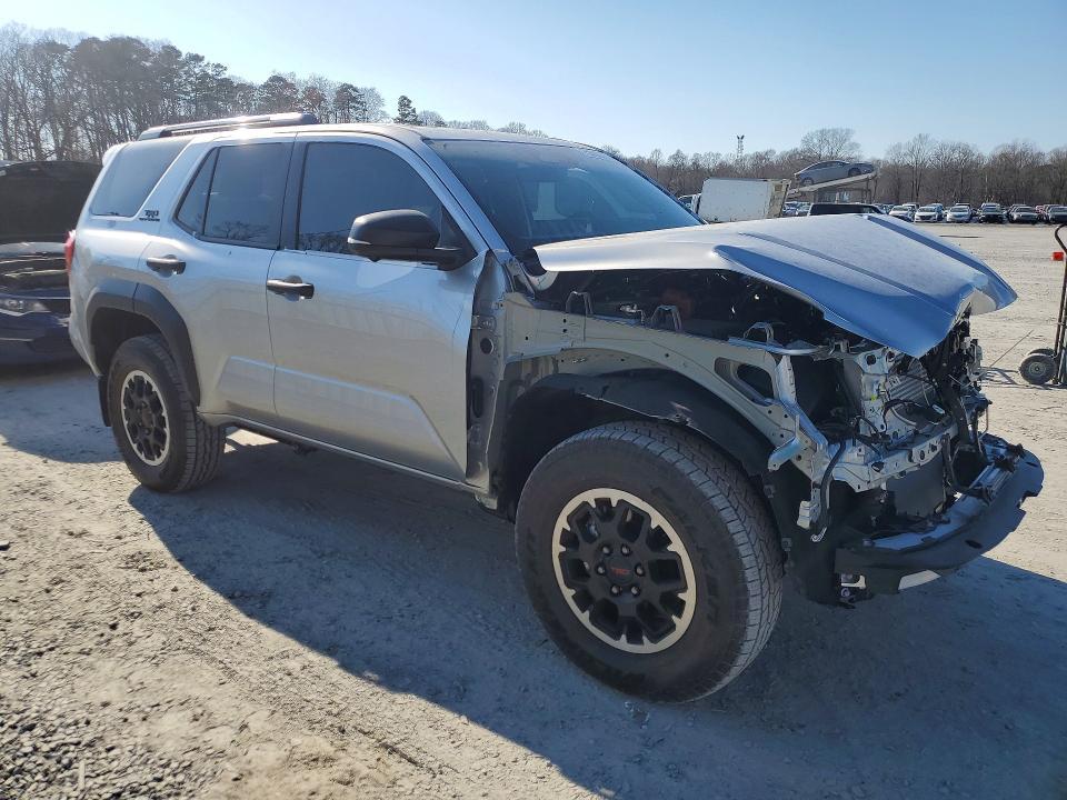 2025 Toyota 4runner SR5