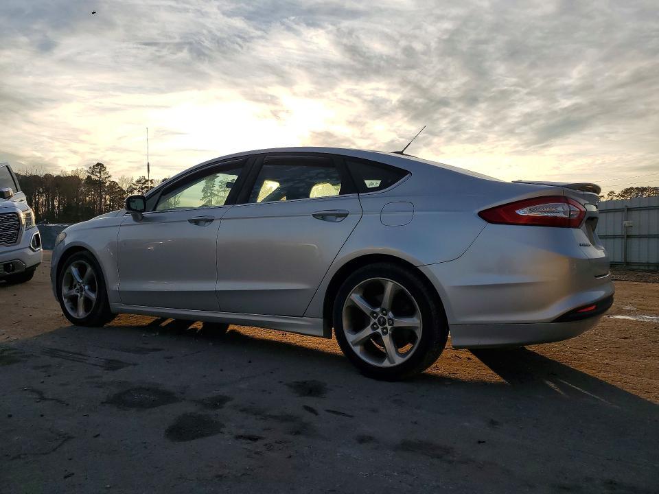 2015 Ford Fusion se