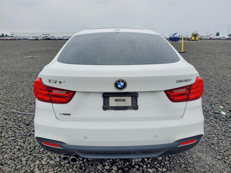 2015 BMW 328 Xigt