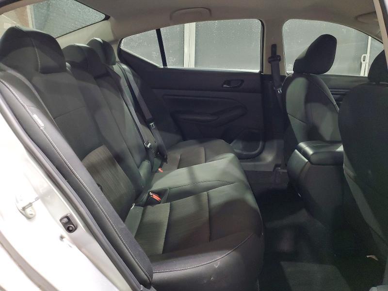 2024 Nissan Altima sv