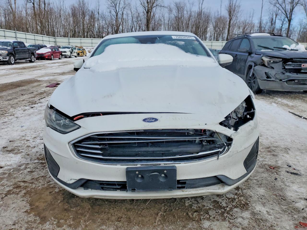 2020 Ford Fusion se
