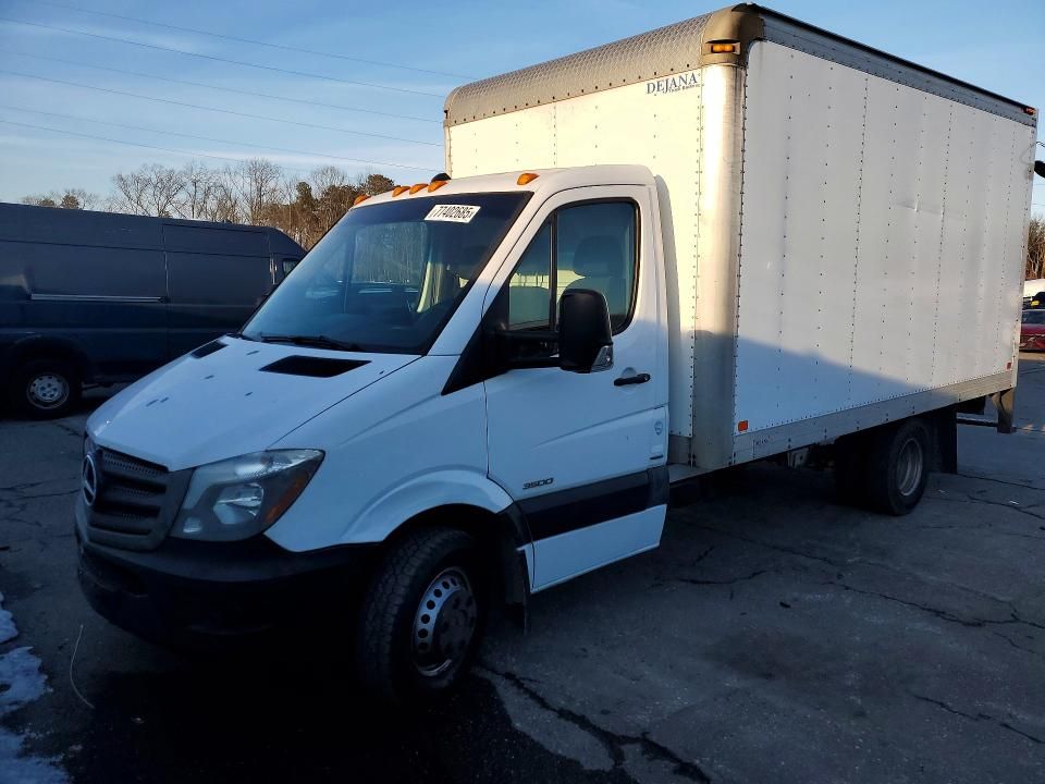 2016 Mercedes-Benz Sprinter box Truck