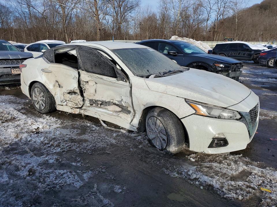 2020 Nissan Altima s
