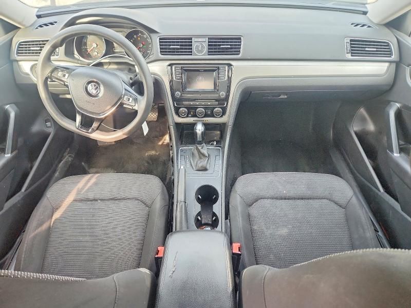 2016 Volkswagen Passat s