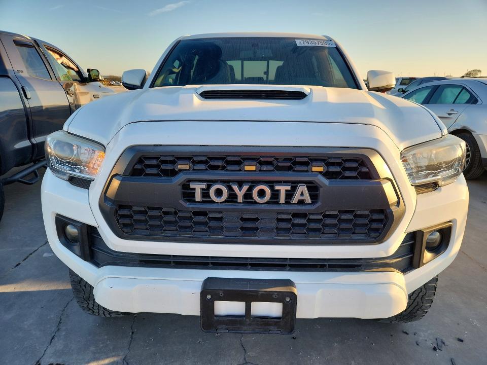 2016 Toyota Tacoma TRD Sport