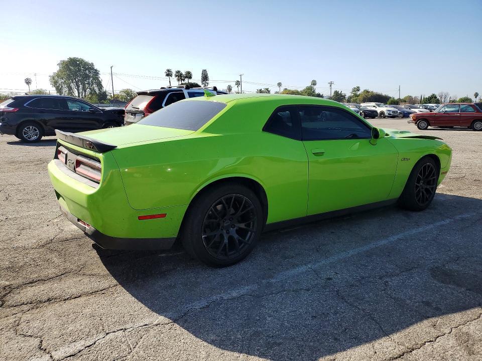2015 Dodge Challenger sxt Plus