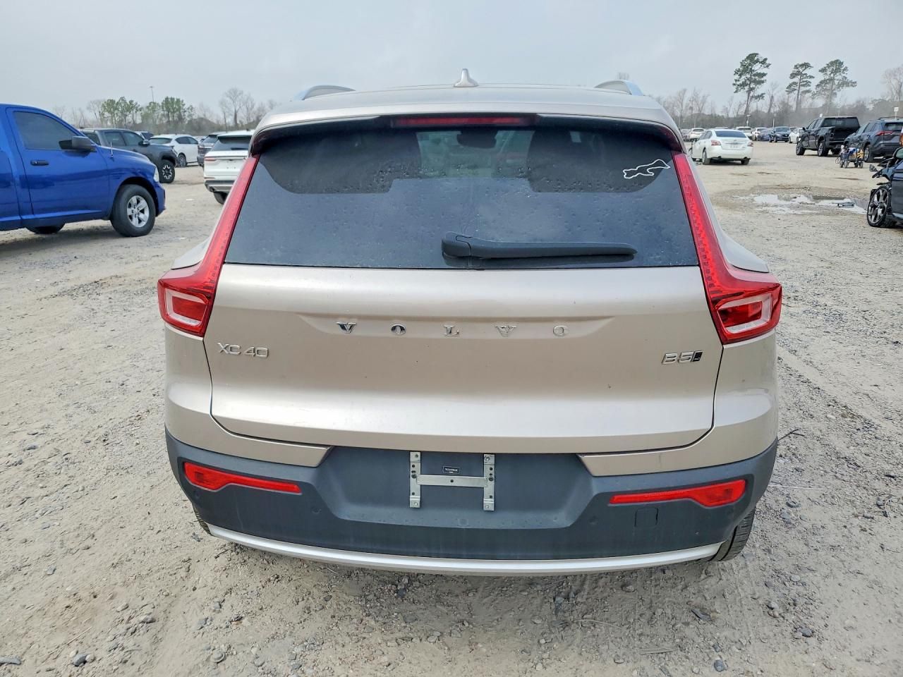 2023 Volvo Xc40 Ultimate