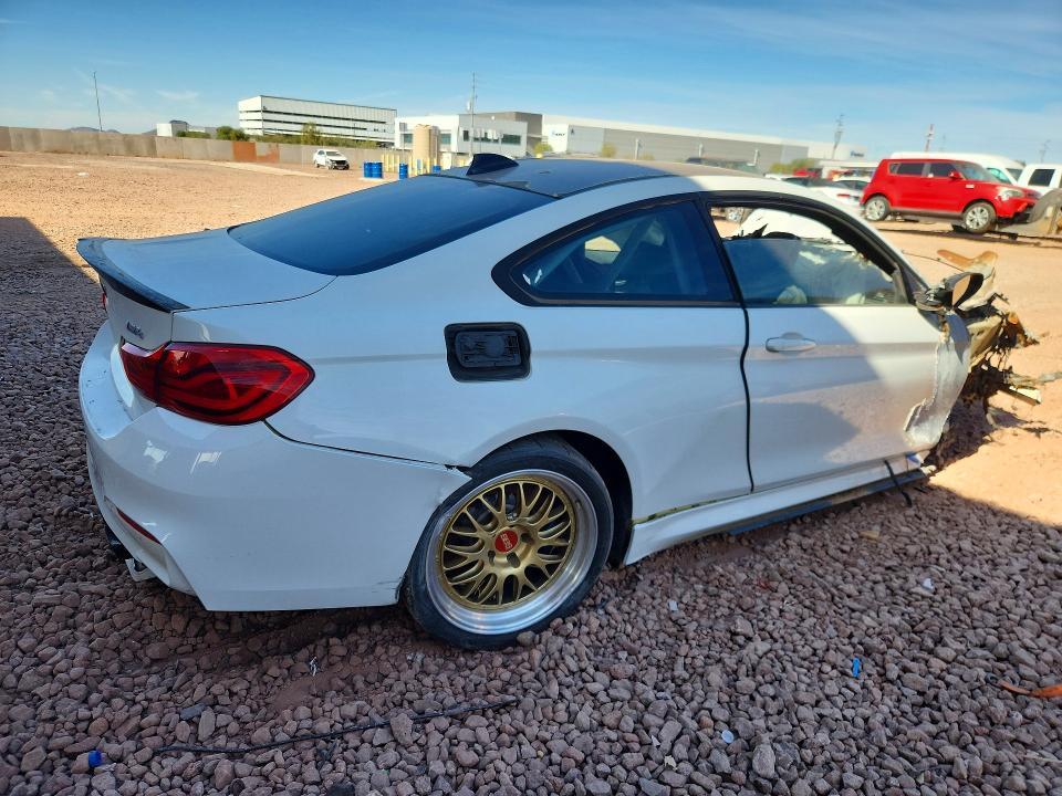 2015 BMW M4