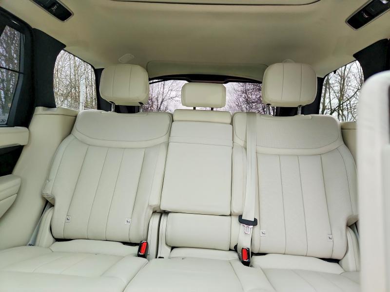 2025 Land Rover Range Rover se