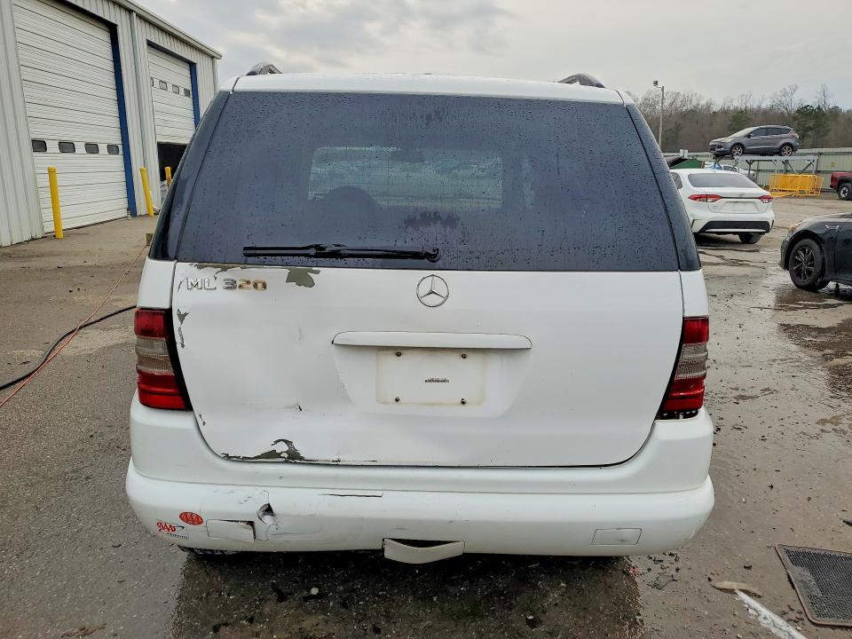 2000 Mercedes-Benz Ml 320