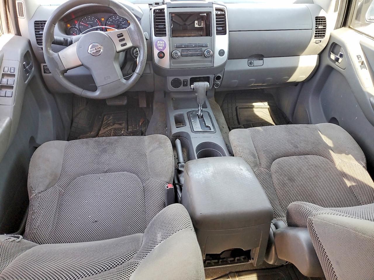 2010 Nissan Frontier SE V6