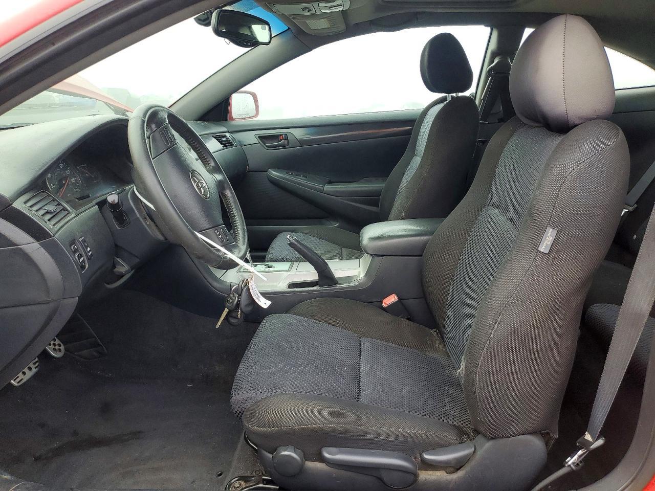 2004 Toyota Camry Solara se