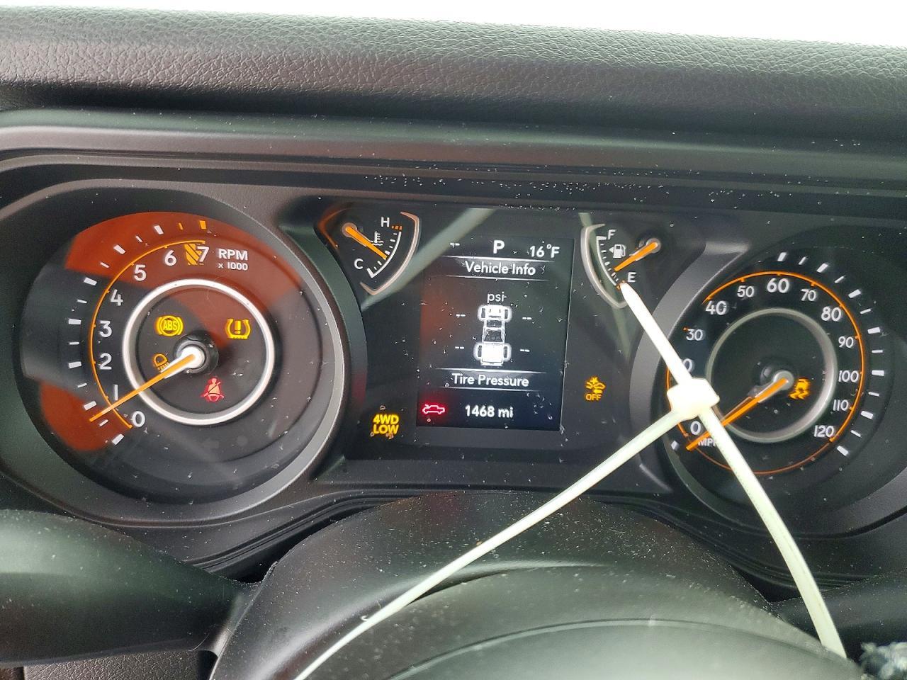 2025 Jeep Gladiator Sport