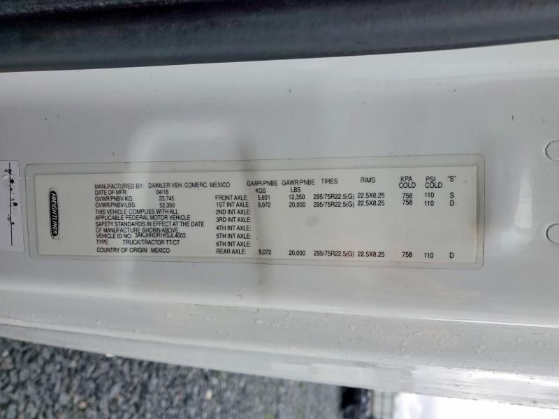 2019 Freightliner Cascadia 126 Semi Truck