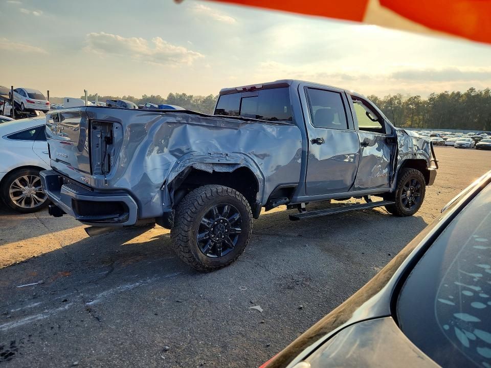 2025 GMC Sierra K2500 AT4