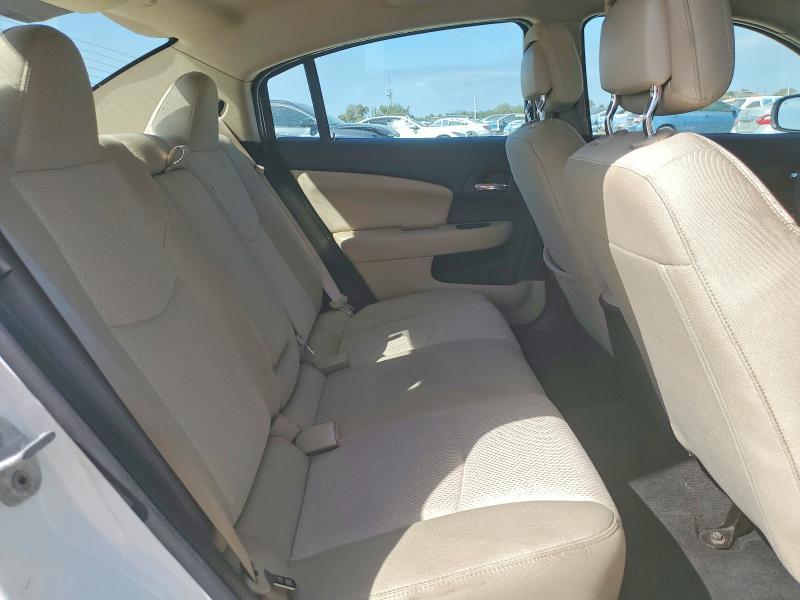 2013 Chrysler 200 lx